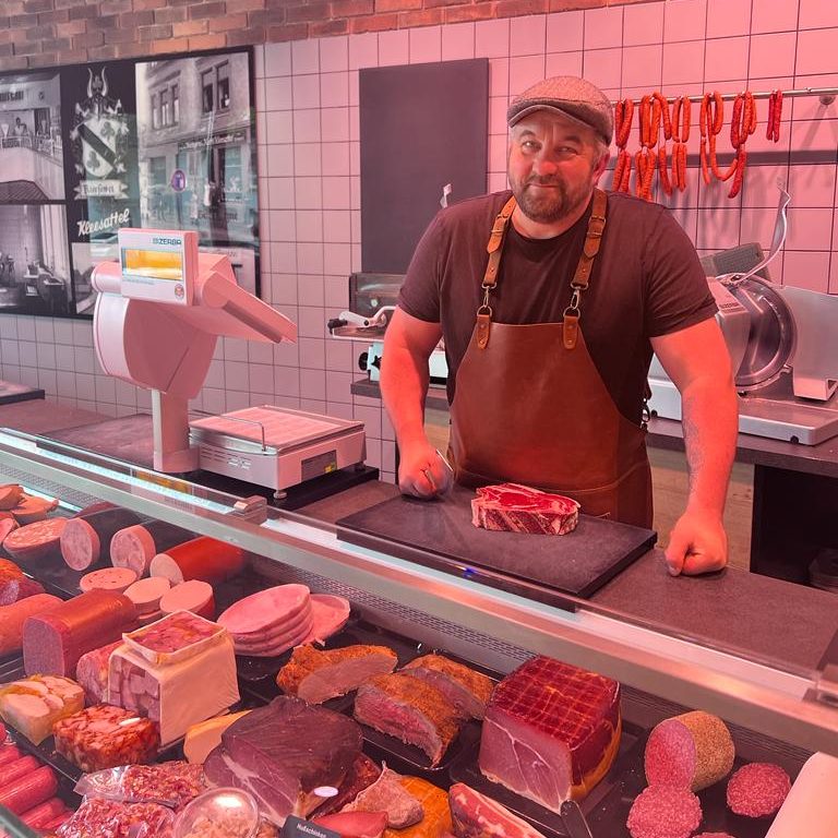 Metzgermeister Markus Kleesattel in Wesseling